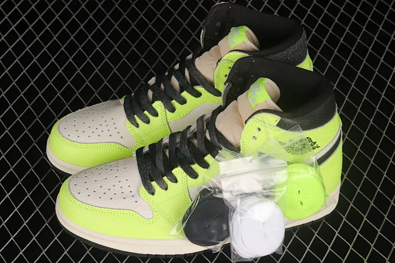 All categories Air Jordan Jordan series basketball shoes Air Jordan 1 High Air Jordan 1 High OG "Volt" AJ1 Joe 1 new fluorescent green 555088-702